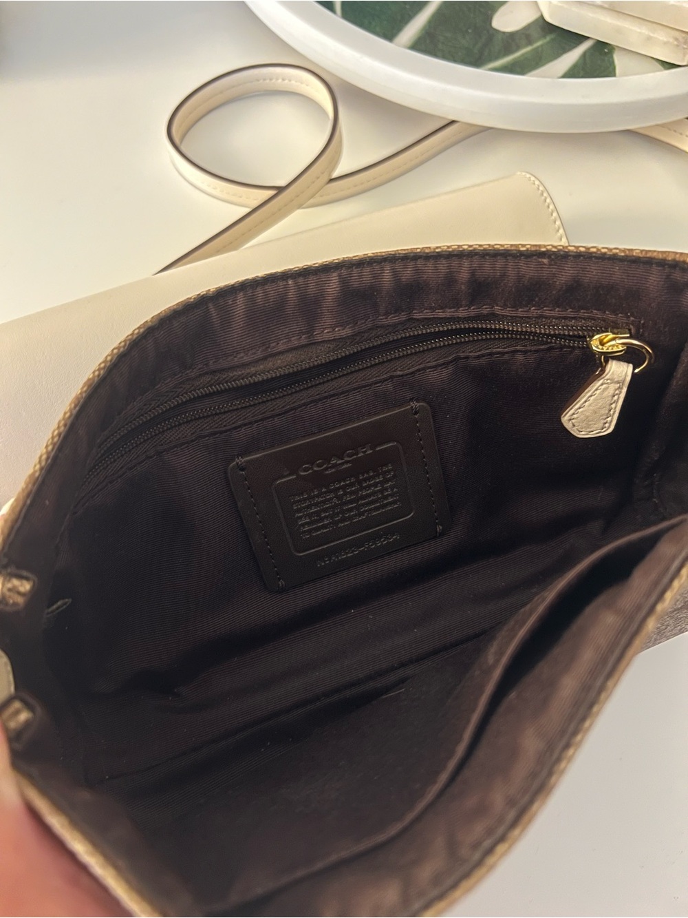 Coach White & Brown Signature Crossbody Bag - Picture 8 of 9